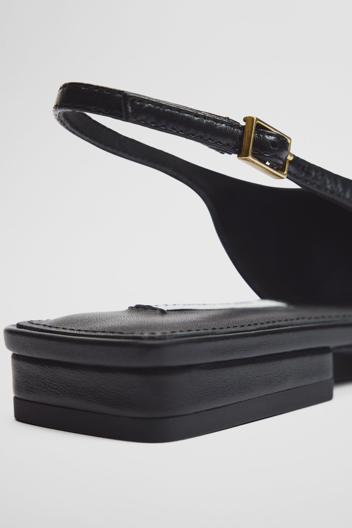 Charlotte Flat