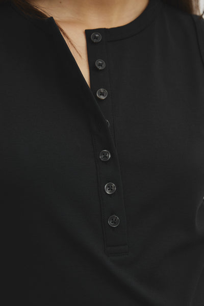 Henley Tank