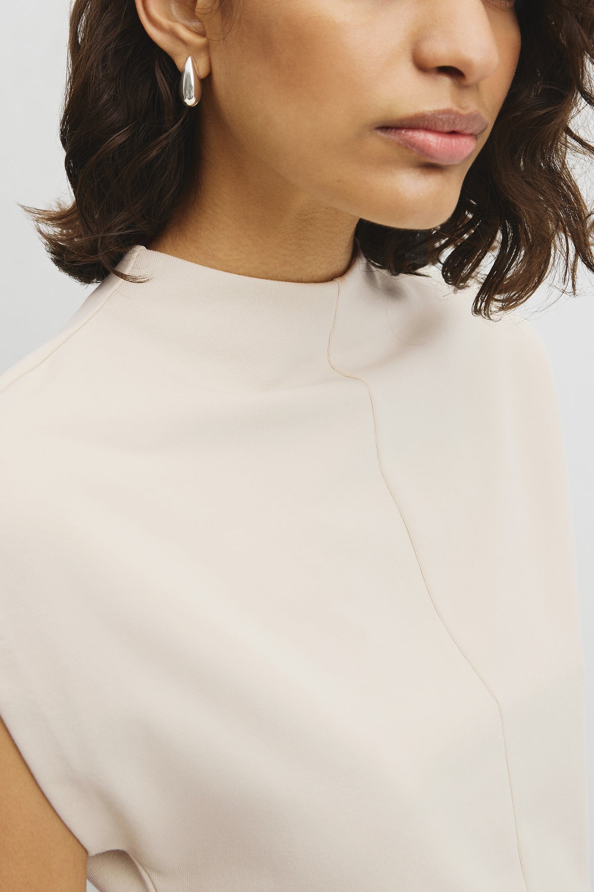 Extend Shoulder Top