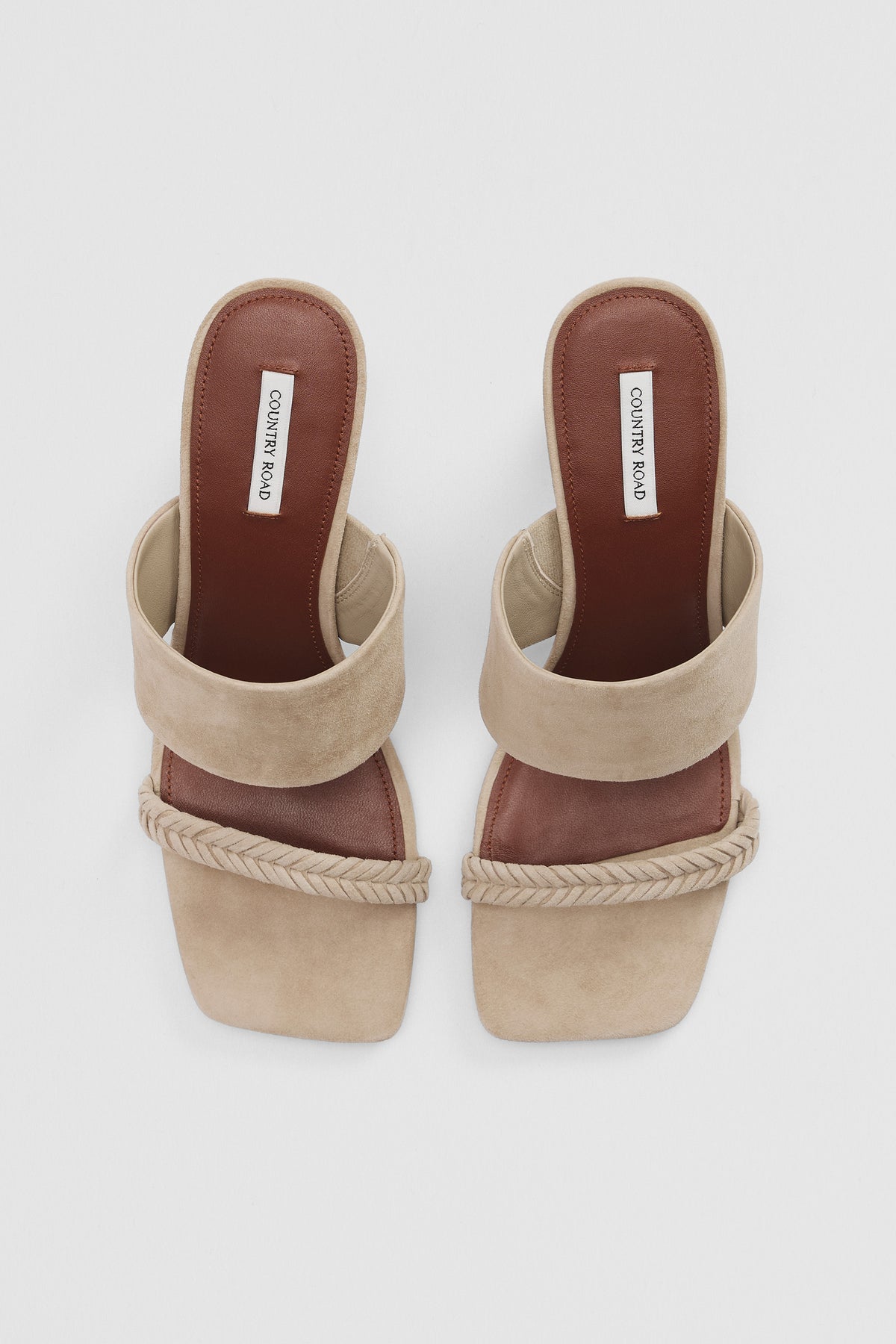 Samantha Heel