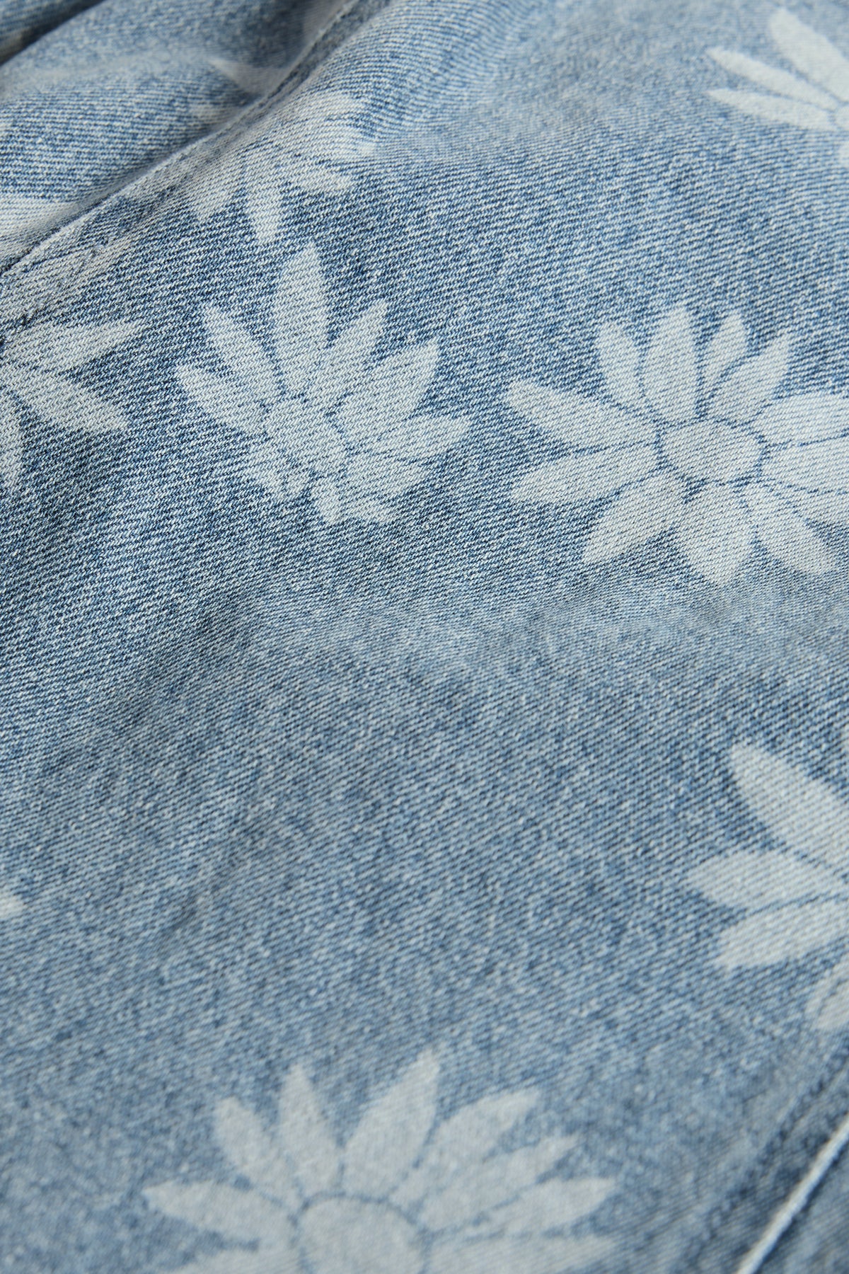 Teen Sleeveless Denim Print Dress