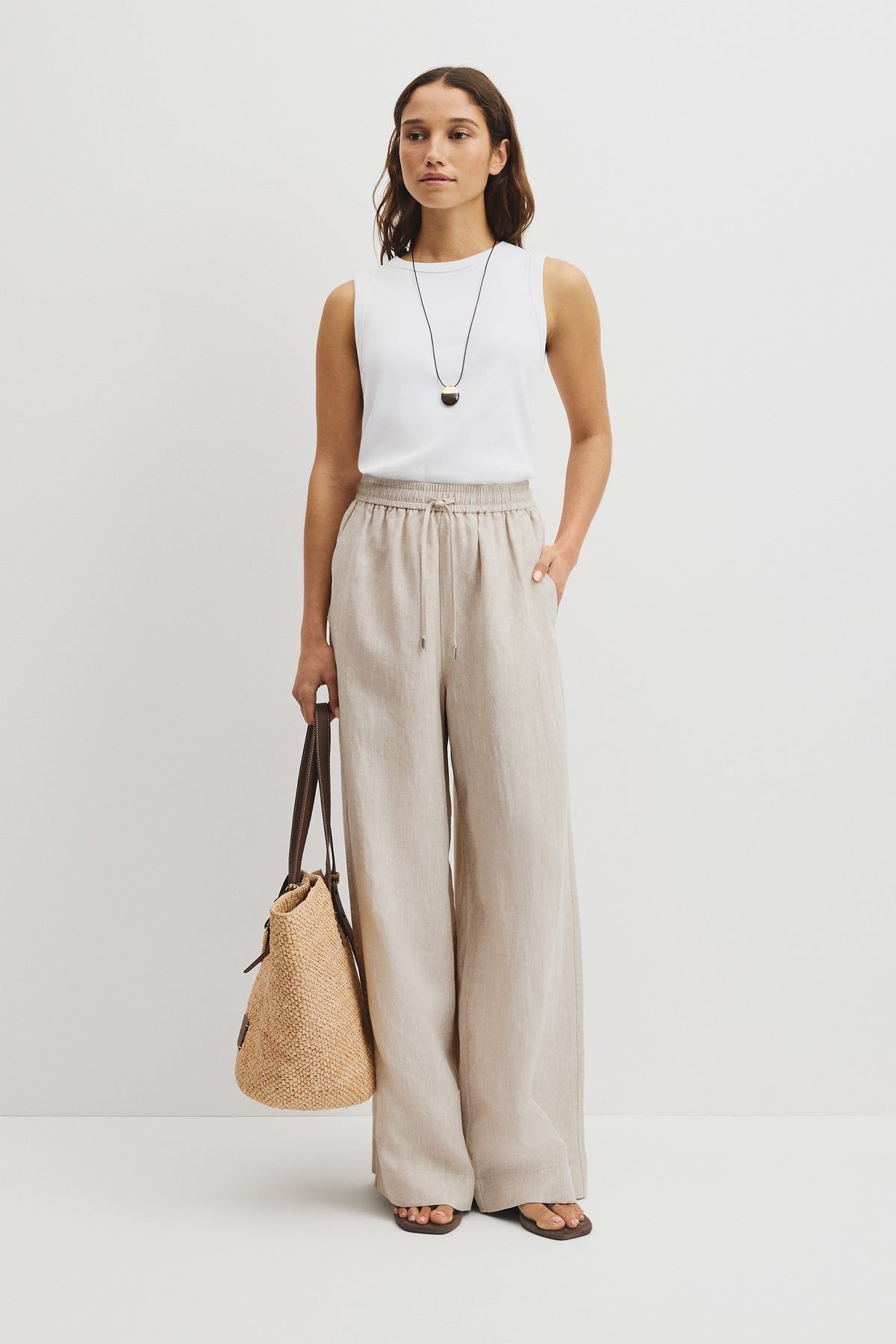 Pull-On Linen Pant