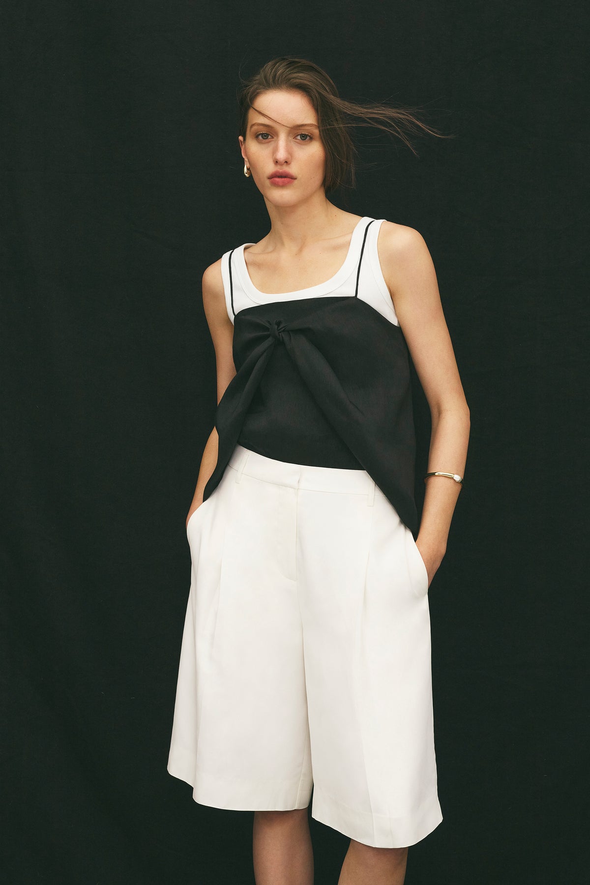 Crepe Bermuda Short