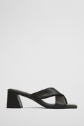 Lily Heel