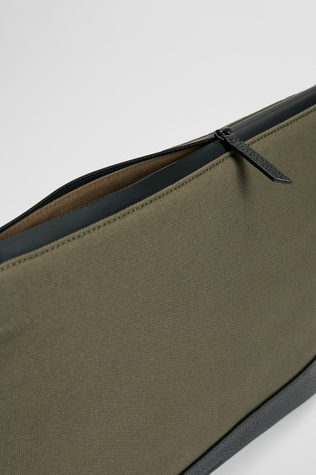 Caleb Laptop Sleeve