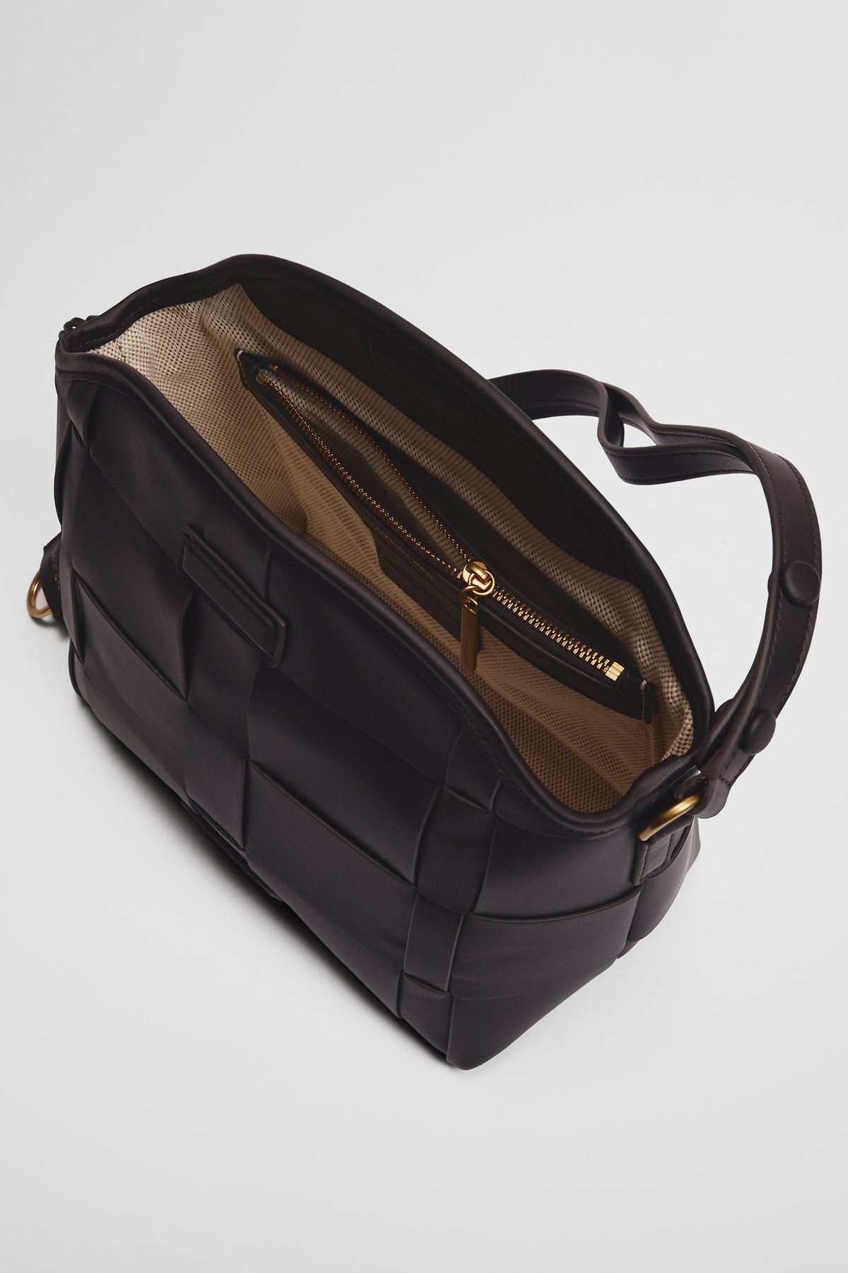 Clover Woven Crossbody