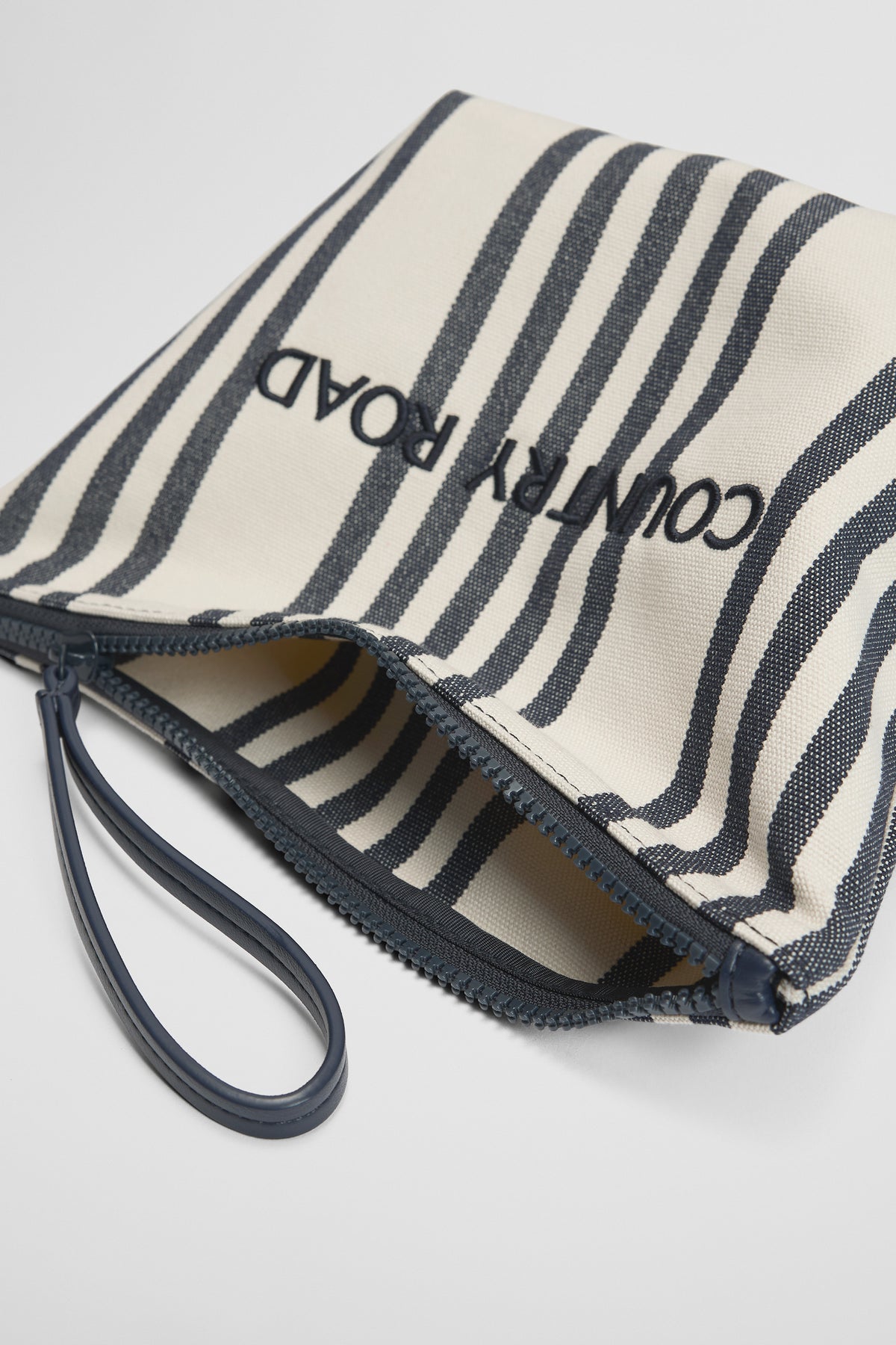 Australian Cotton Embroidered Heritage Tri Cosmetic Case
