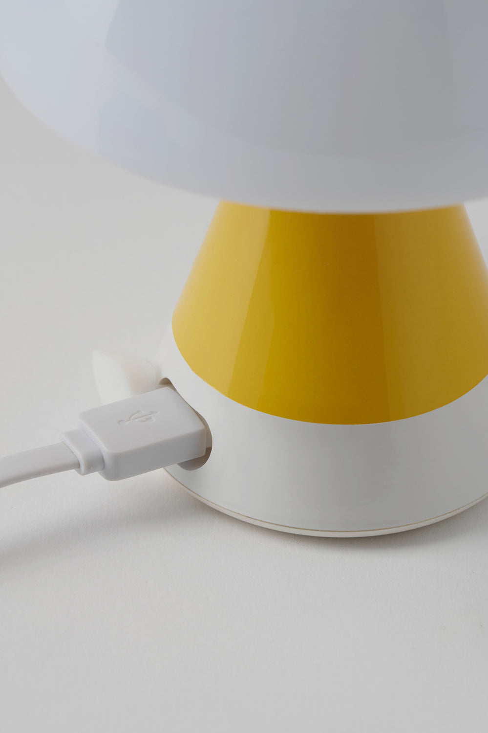 Mina M Medium Portable Led Lamp Pantone -yellow - Yellow - image 2