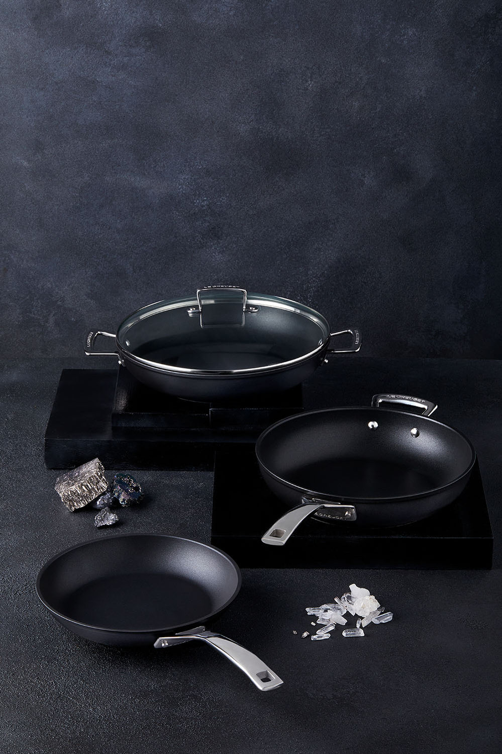 Toughened Non Stick Shallow Casserole 30cm - NO COLOUR - image 4
