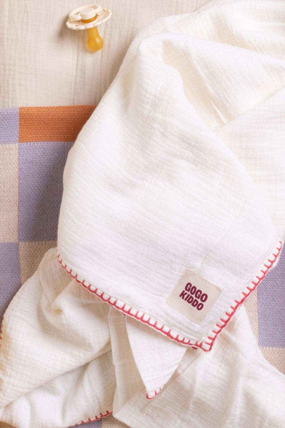 Light And Breathable Muslin Swaddle Wrap - Ivory/pink - Ivory - image 3