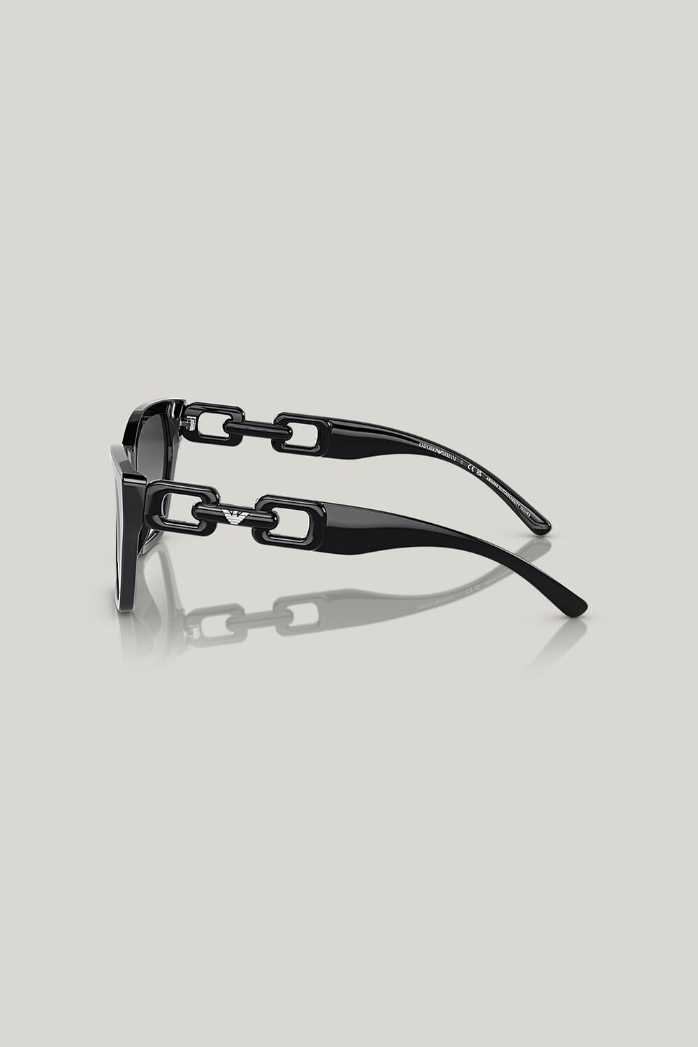 EA4203U - Black - image 3