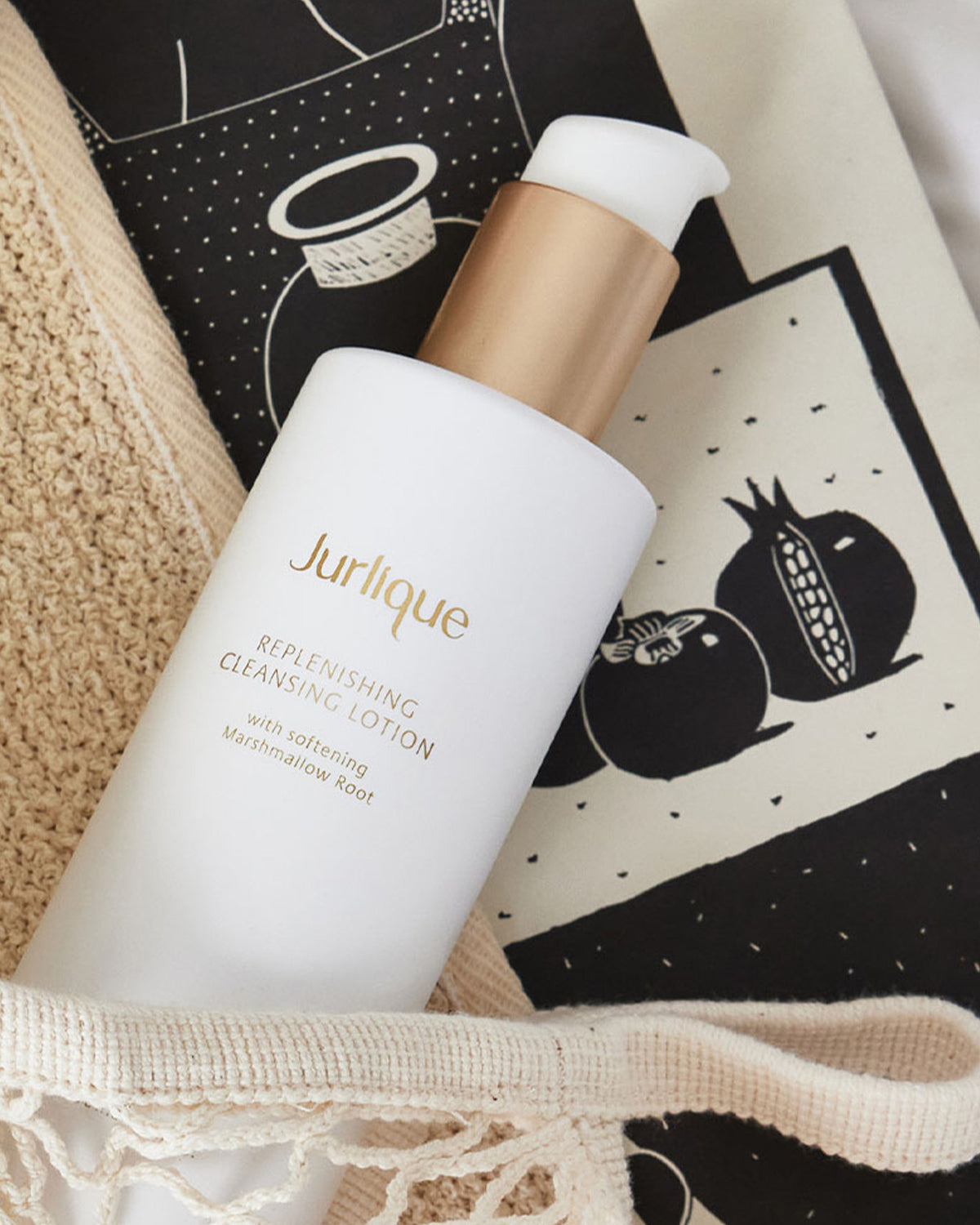 Replenishing Cleansing Lotion - Clear - image 2
