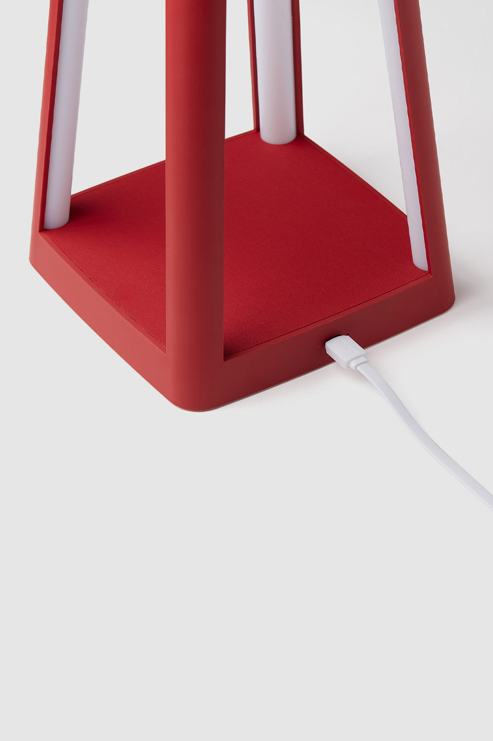 Lantern Portable Lamp With Built-in Wireless Charger - Red - Red - image 3