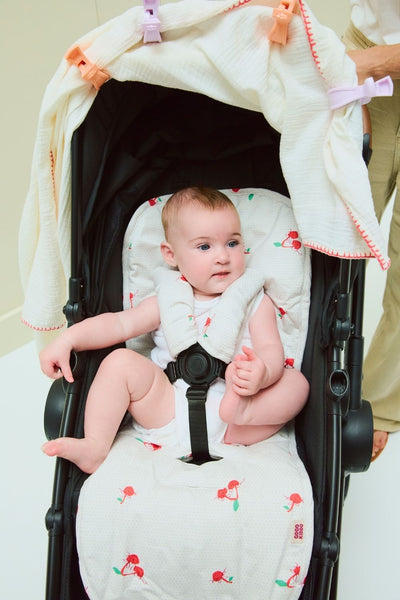 Cosy Pram Liner And Harness Protector - Cherry Chic - Cherry - image 3