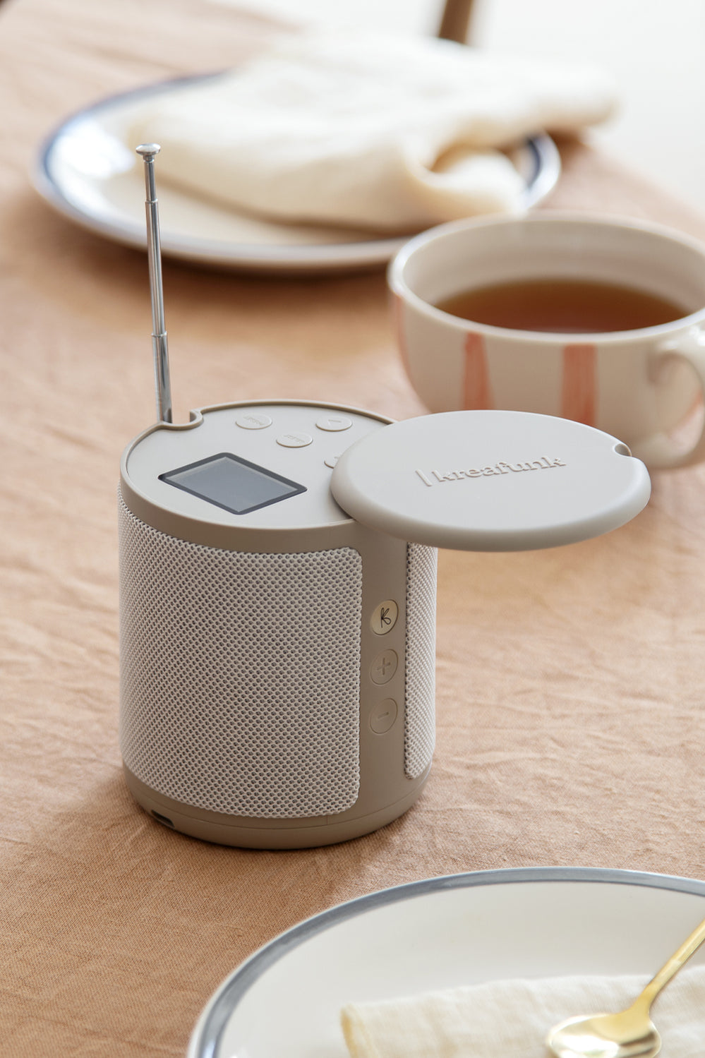Dabbie Dab+ Fm Radio And Bluetooth Speaker - Ivory Sand - Beige - image 3