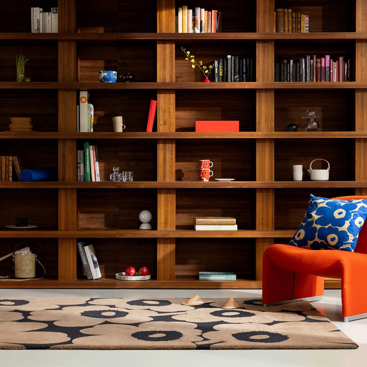 Unikko Beige Rug 240x170cm - Charcoal - image 2
