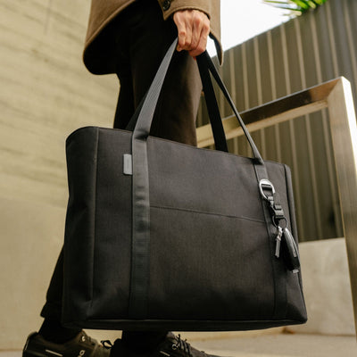 Daily Tote Plus (21L) - Black - image 4